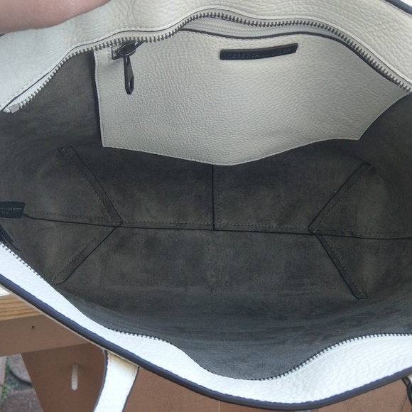 Rebecca Minkoff Sherry Tote in Antique White FIRM - Picture 4 of 6